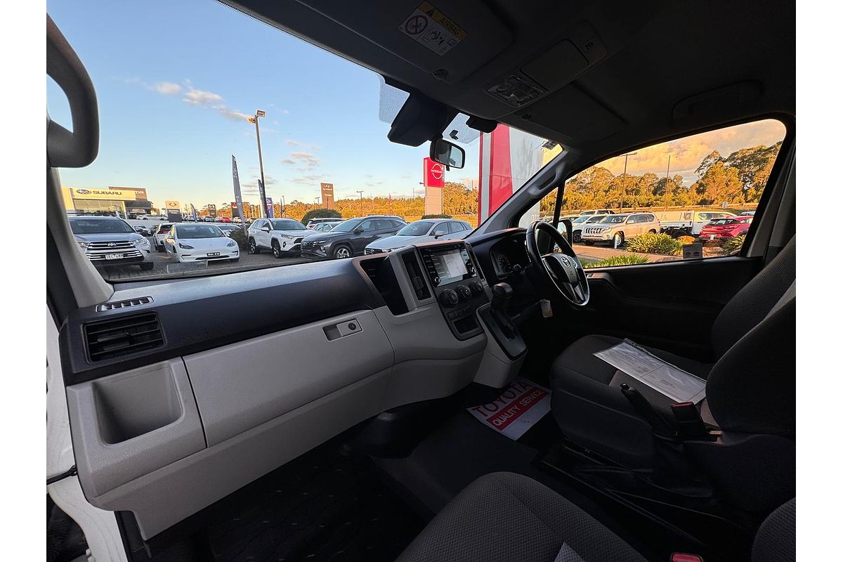 2019 Toyota Hiace GDH300R LWB