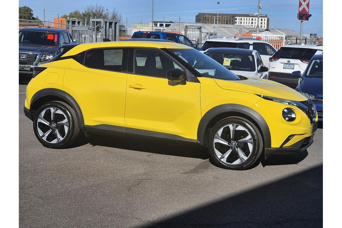 2024 Nissan JUKE ST-L F16