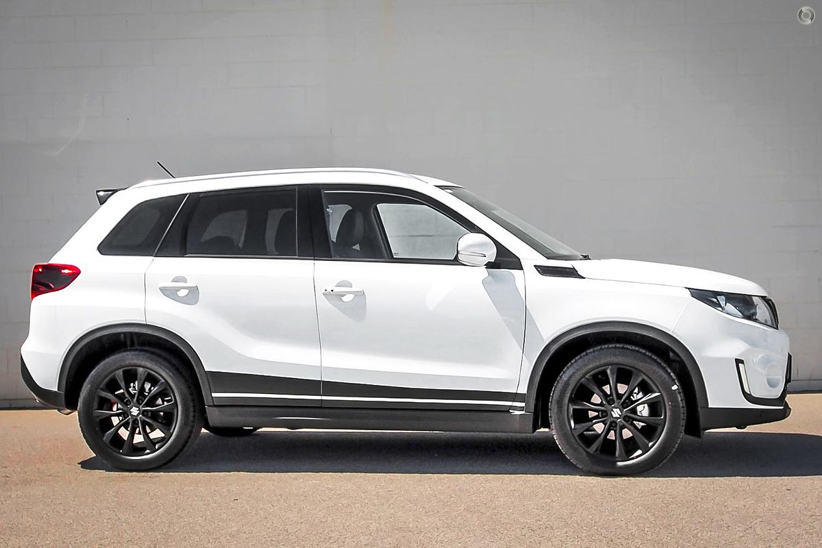 2023 Suzuki Vitara Turbo Shadow LY Series II