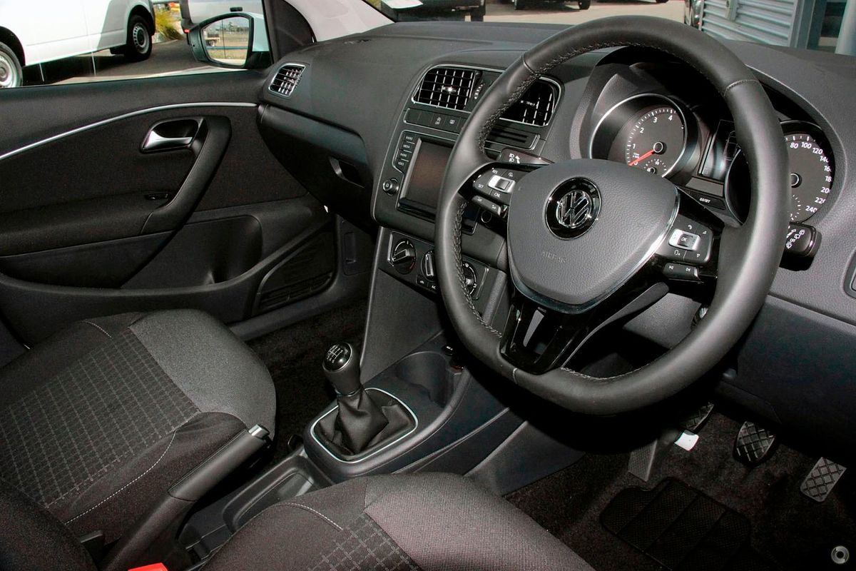 2015 Volkswagen Polo 81TSI Comfortline 6R
