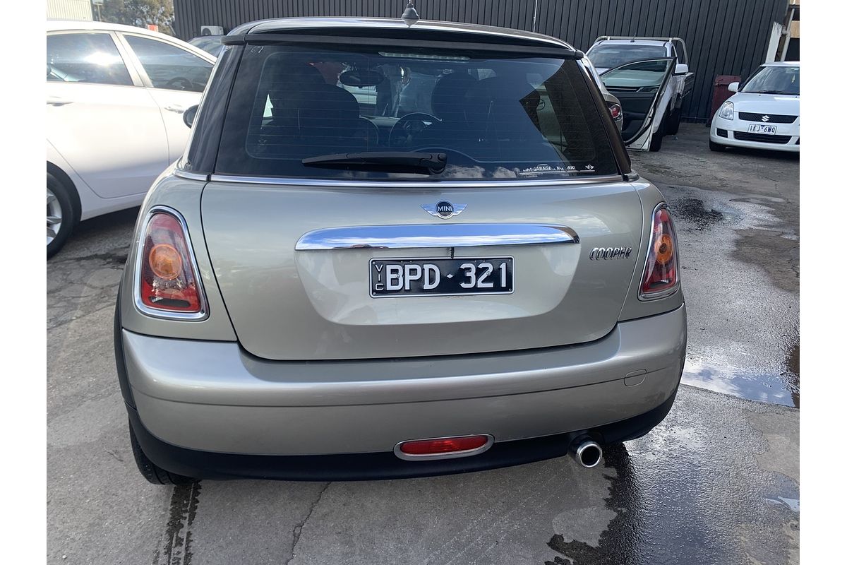 2009 MINI Cooper R56