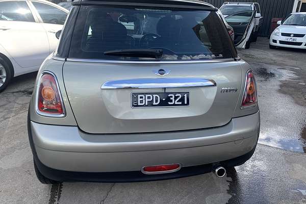 2009 MINI Cooper R56