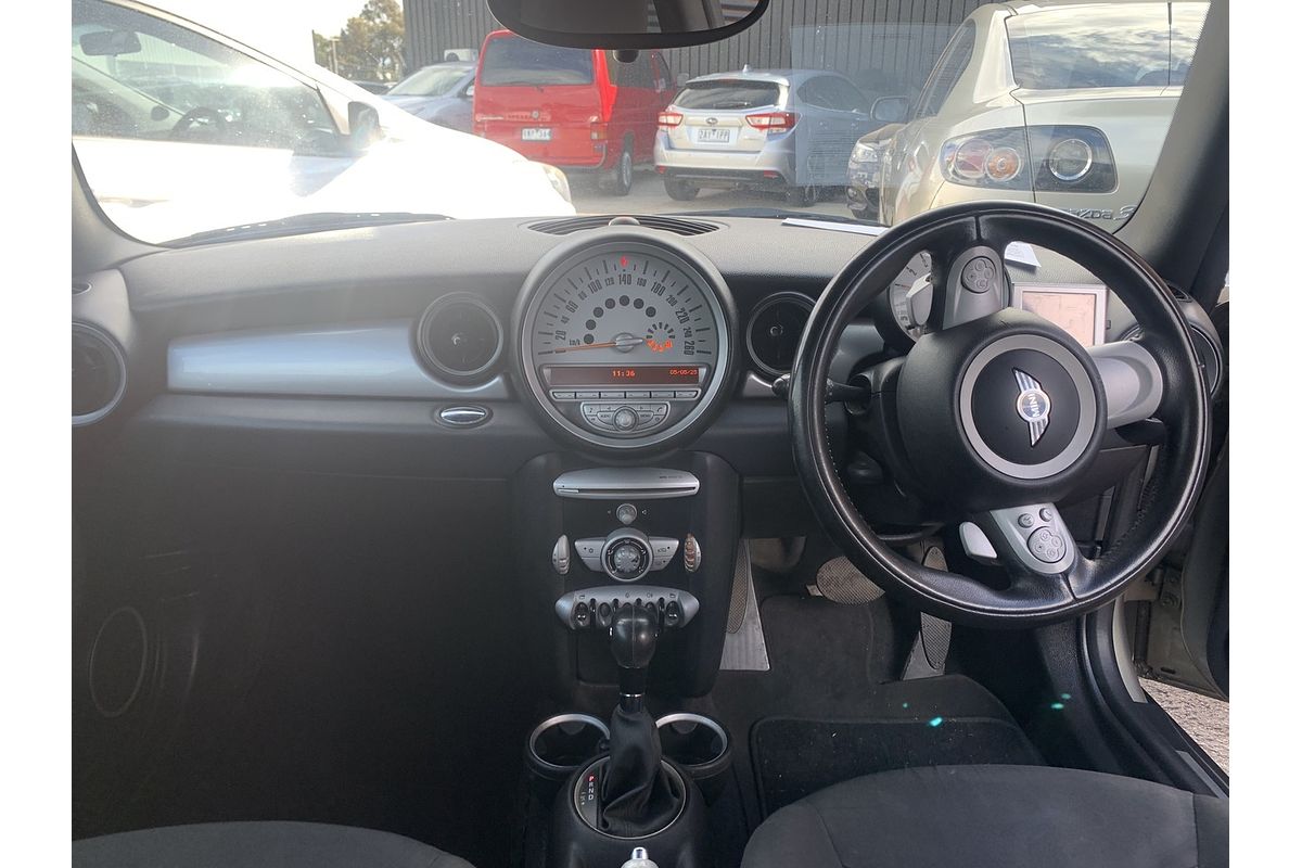 2009 MINI Cooper R56