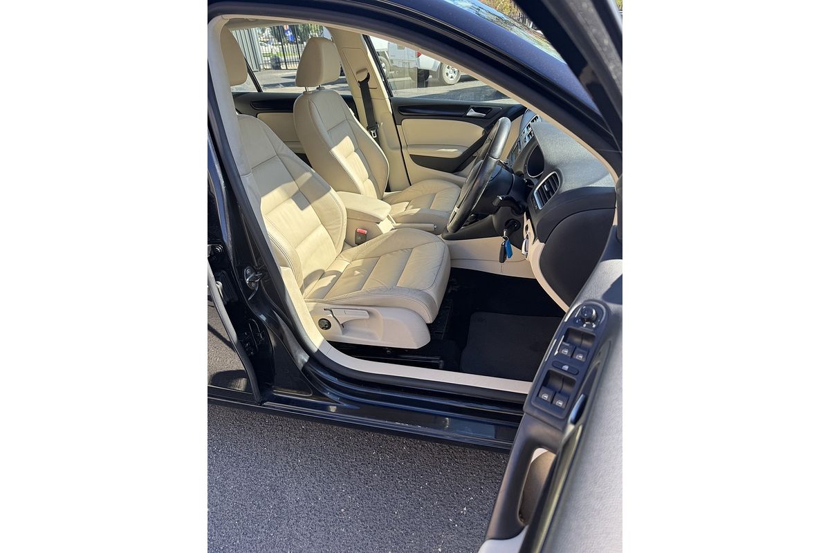 2011 Volkswagen Golf 118TSI Comfortline VI