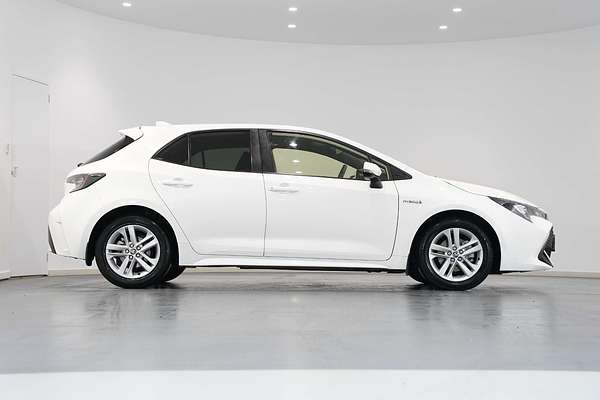 2022 Toyota Corolla Ascent Sport Hybrid ZWE211R