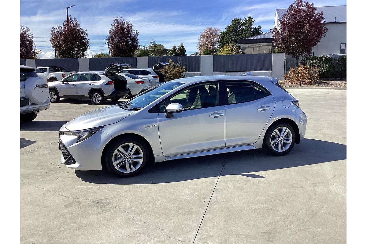 2022 Toyota Corolla Ascent Sport Hybrid ZWE211R