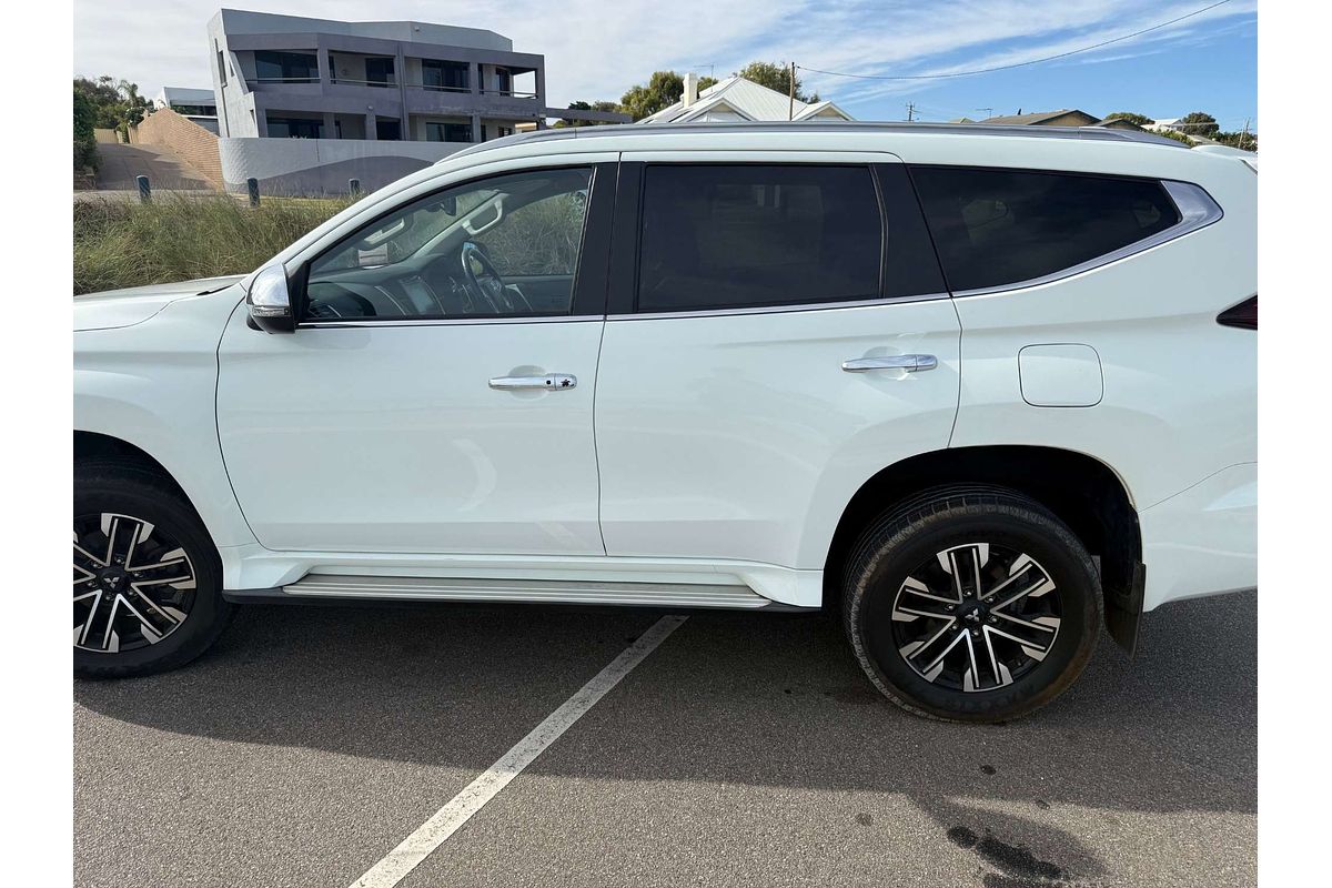 2022 Mitsubishi Pajero Sport GLS QF