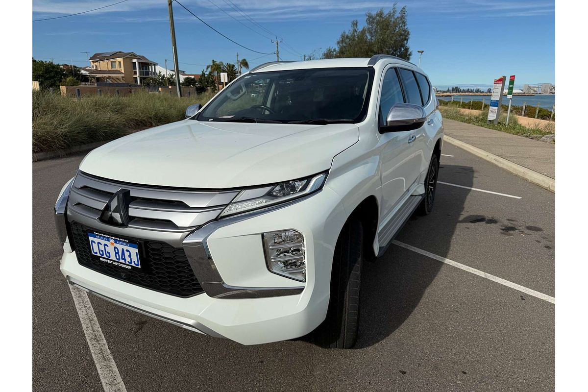 2022 Mitsubishi Pajero Sport GLS QF