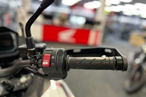 2024 Honda XL75 TRANSALP