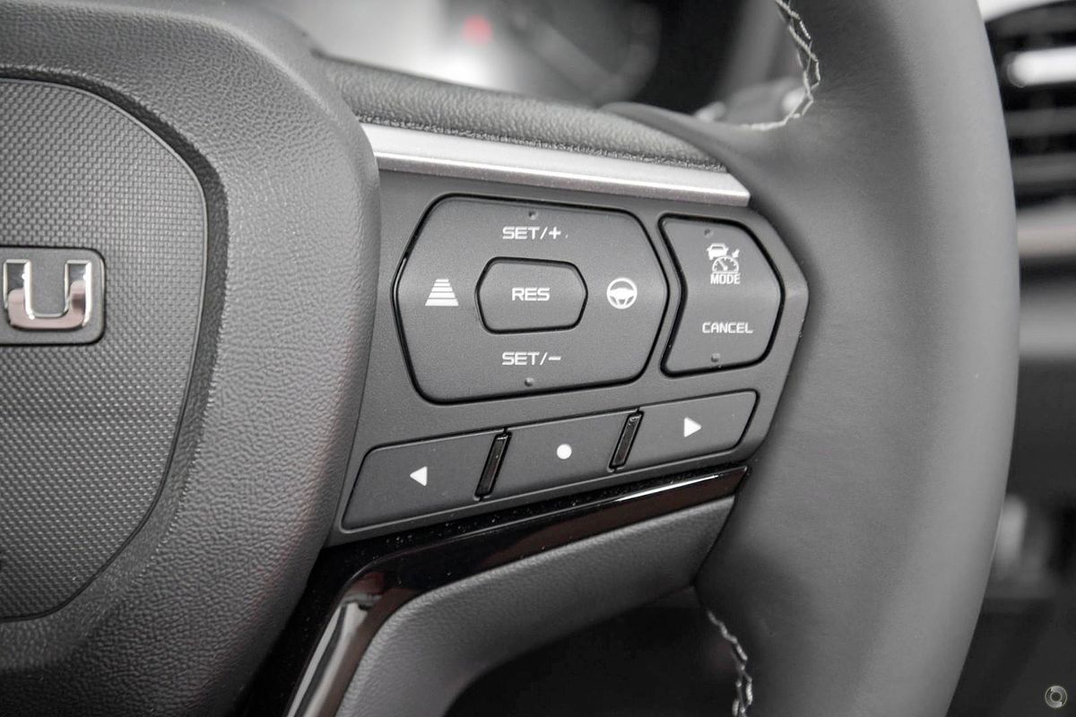 2025 Isuzu MU-X LS-U