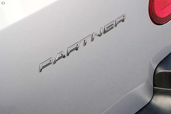 2024 Peugeot Partner Pro K9 LWB