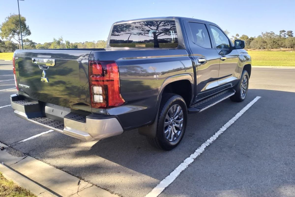 2024 Mitsubishi Triton GLS MV 4X4