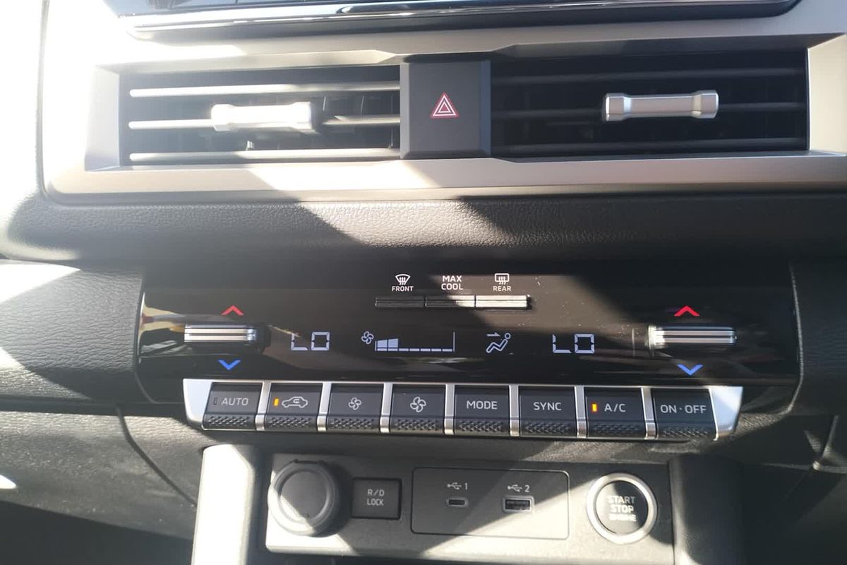 2024 Mitsubishi Triton GLS MV 4X4