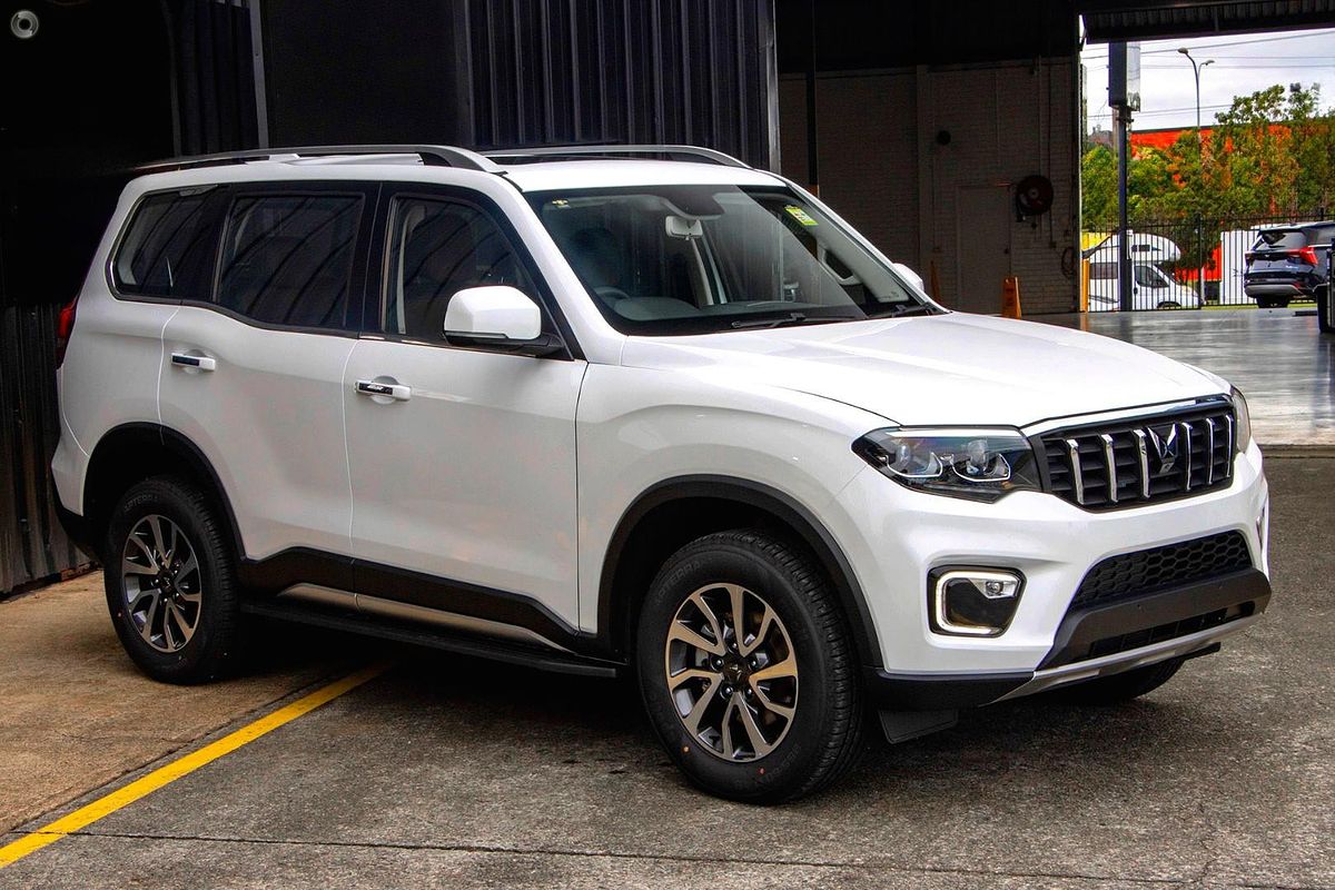 2024 Mahindra Scorpio Z8L