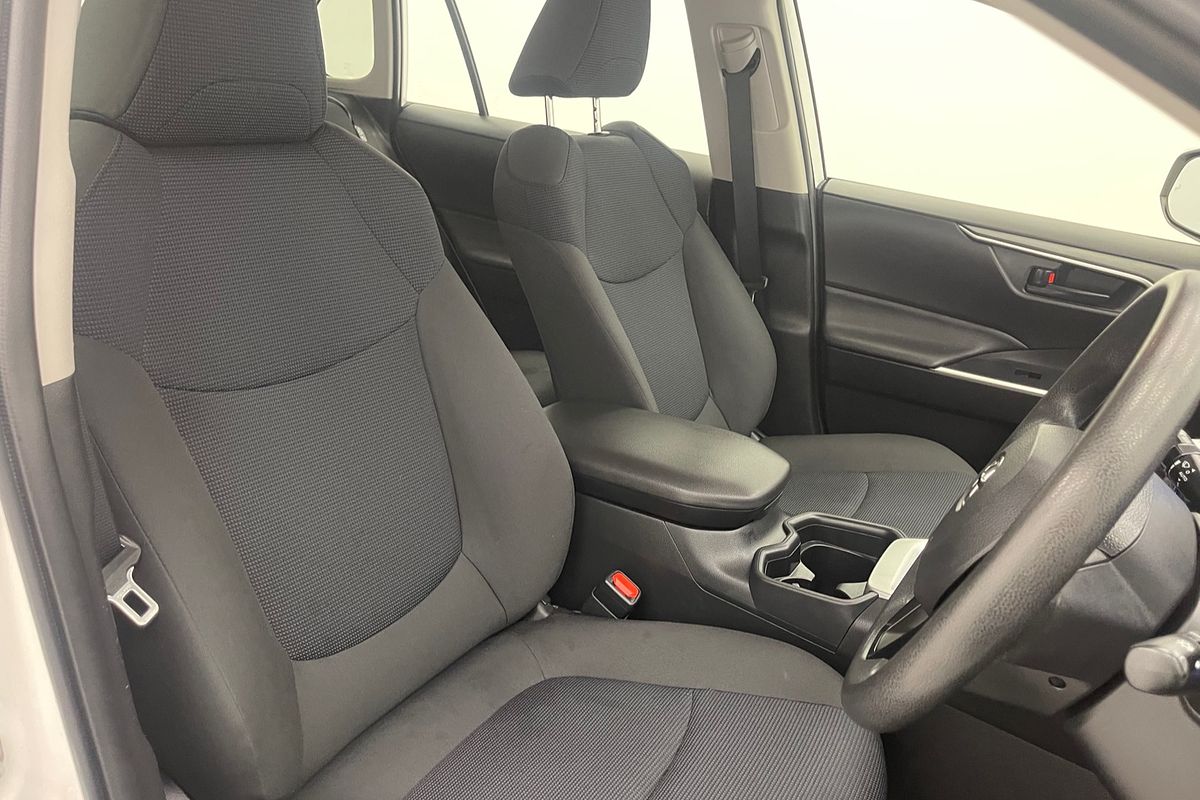 2020 Toyota RAV4 GX AXAH54R