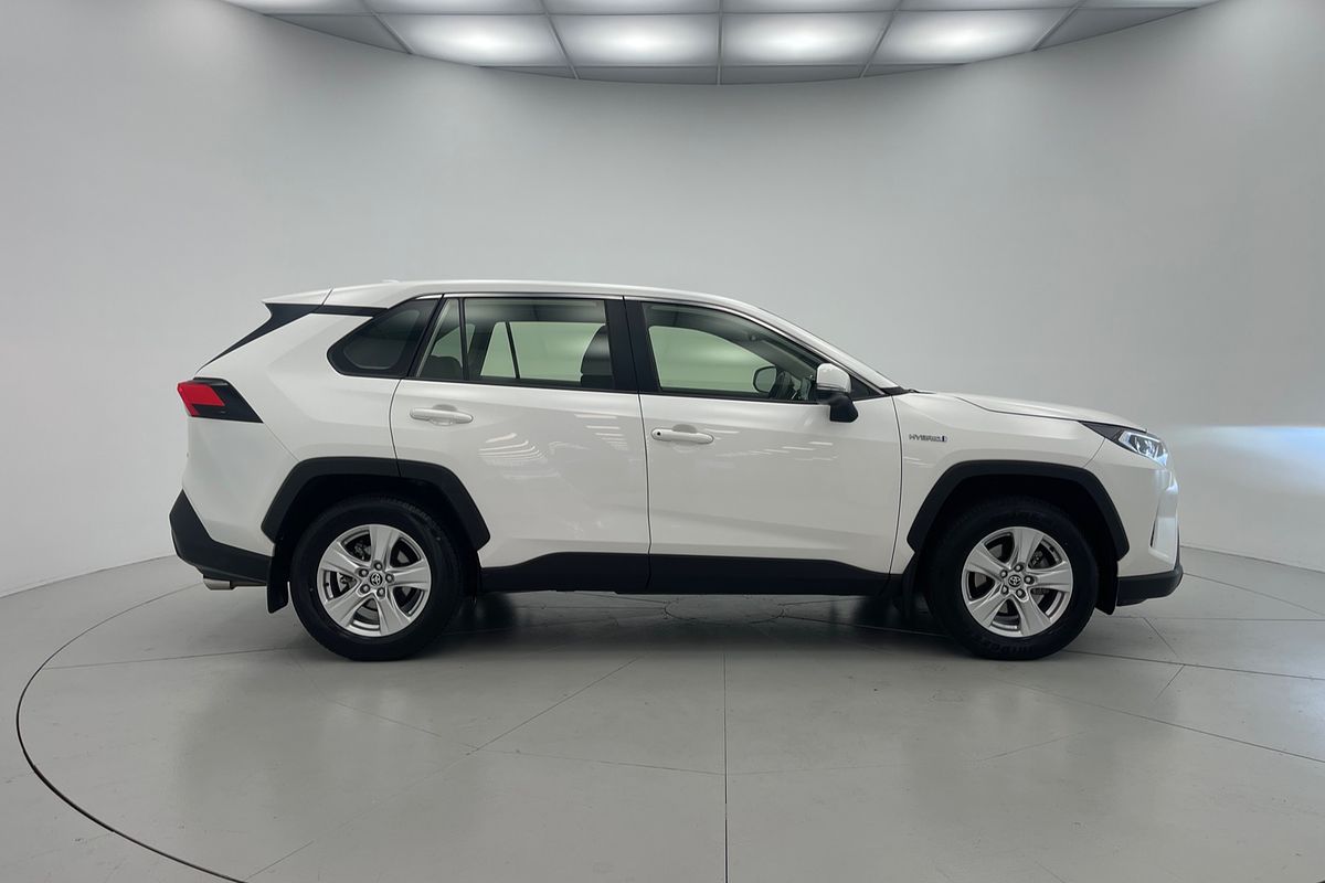 2020 Toyota RAV4 GX AXAH54R