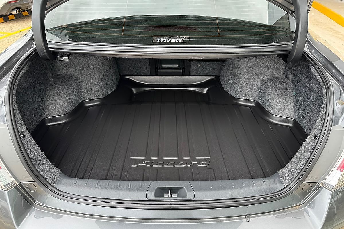 2012 Honda Accord V6 Luxury 8th Gen