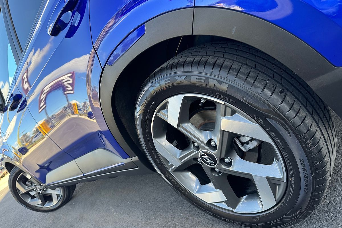 2023 Hyundai Venue Elite QX.V5