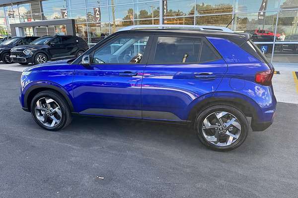 2023 Hyundai Venue Elite QX.V5