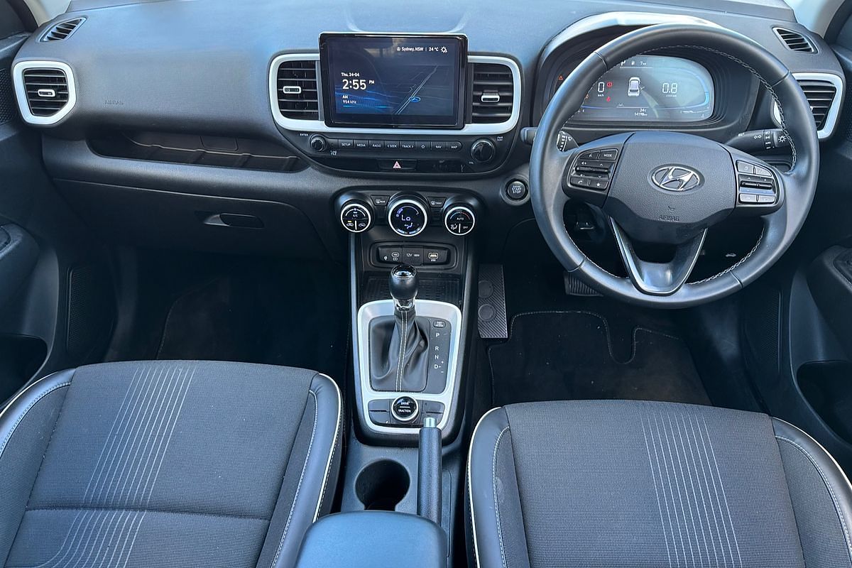 2023 Hyundai Venue Elite QX.V5