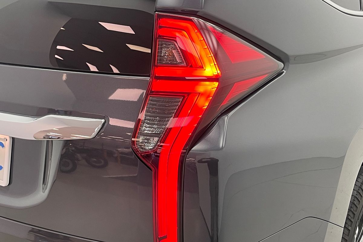2021 Mitsubishi Pajero Sport GLS QF