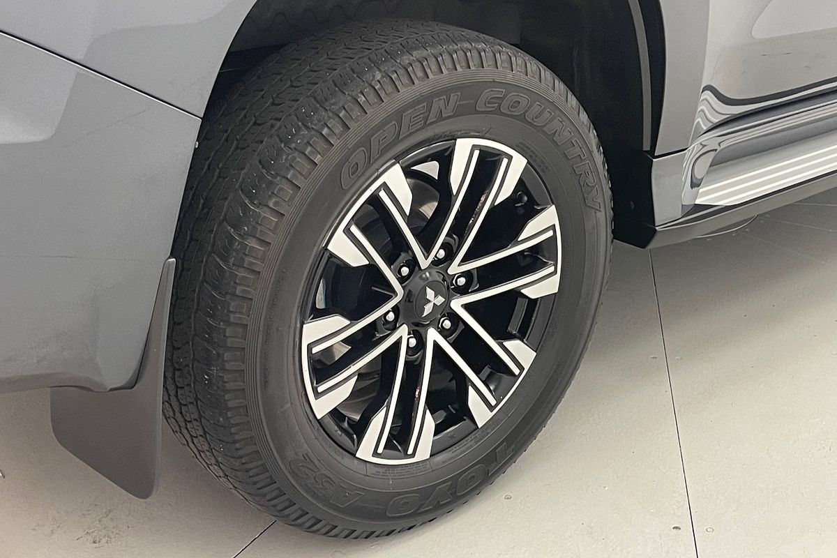 2021 Mitsubishi Pajero Sport GLS QF