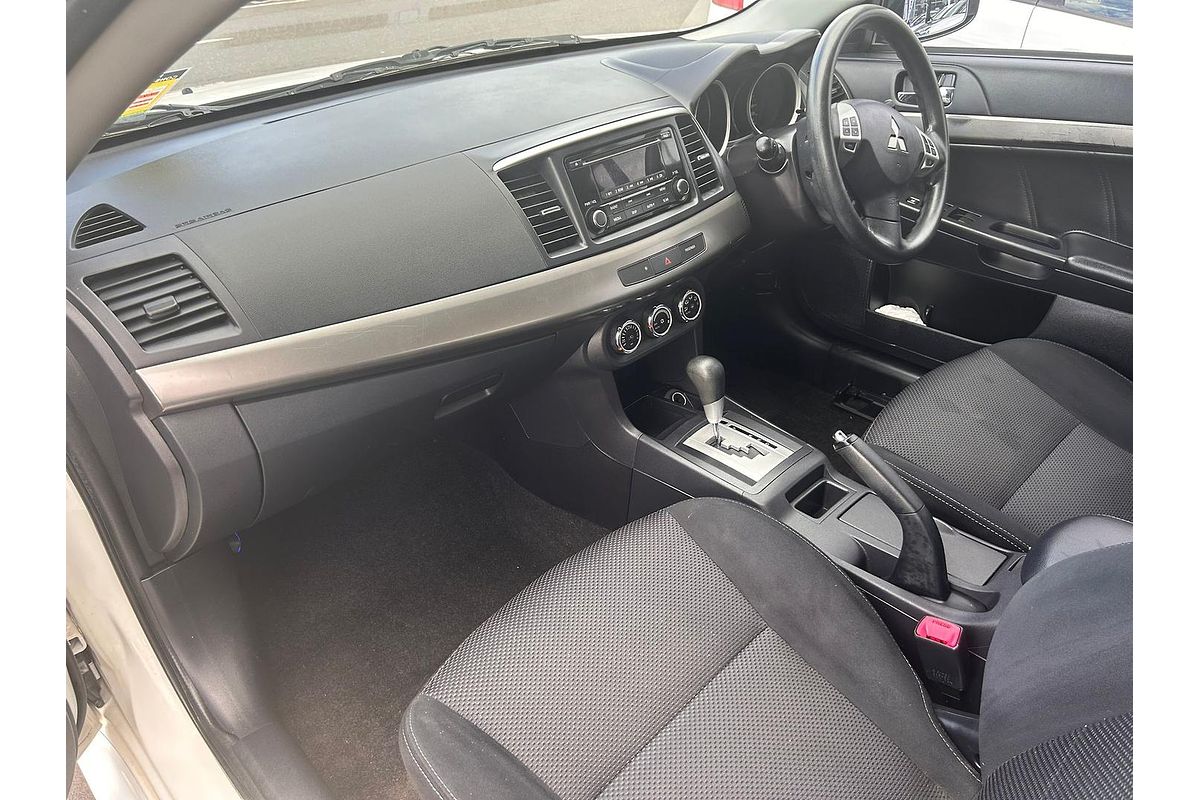2015 Mitsubishi Lancer ES Sport CJ