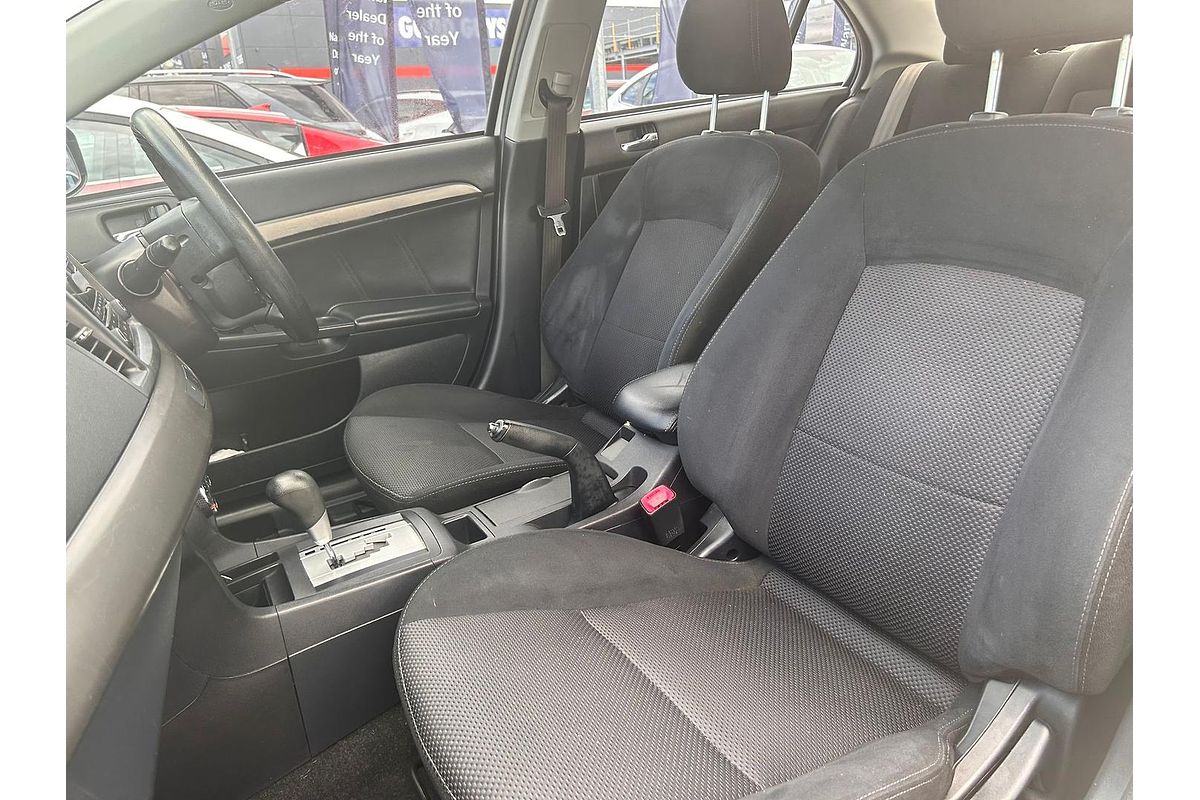 2015 Mitsubishi Lancer ES Sport CJ
