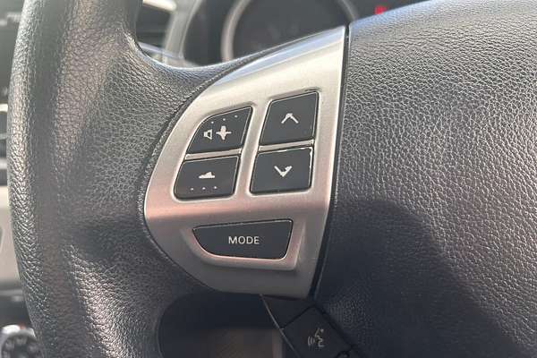 2015 Mitsubishi Lancer ES Sport CJ