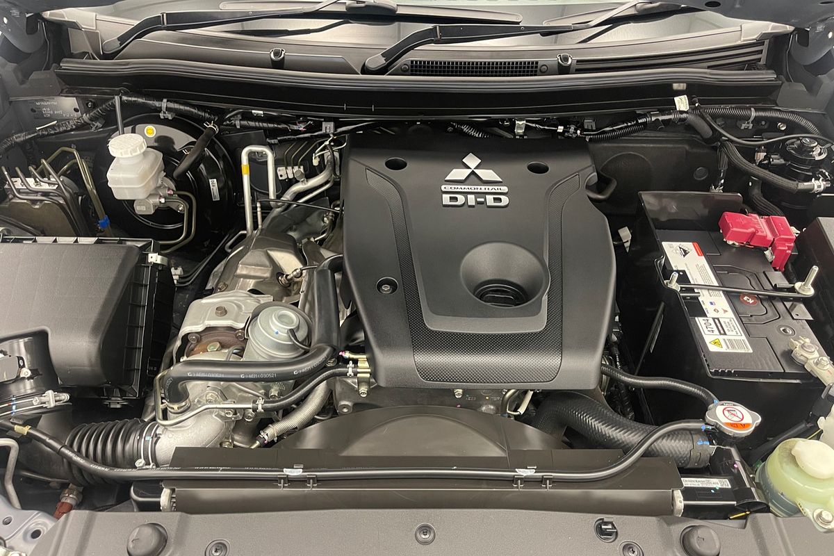 2021 Mitsubishi Pajero Sport GLS QF