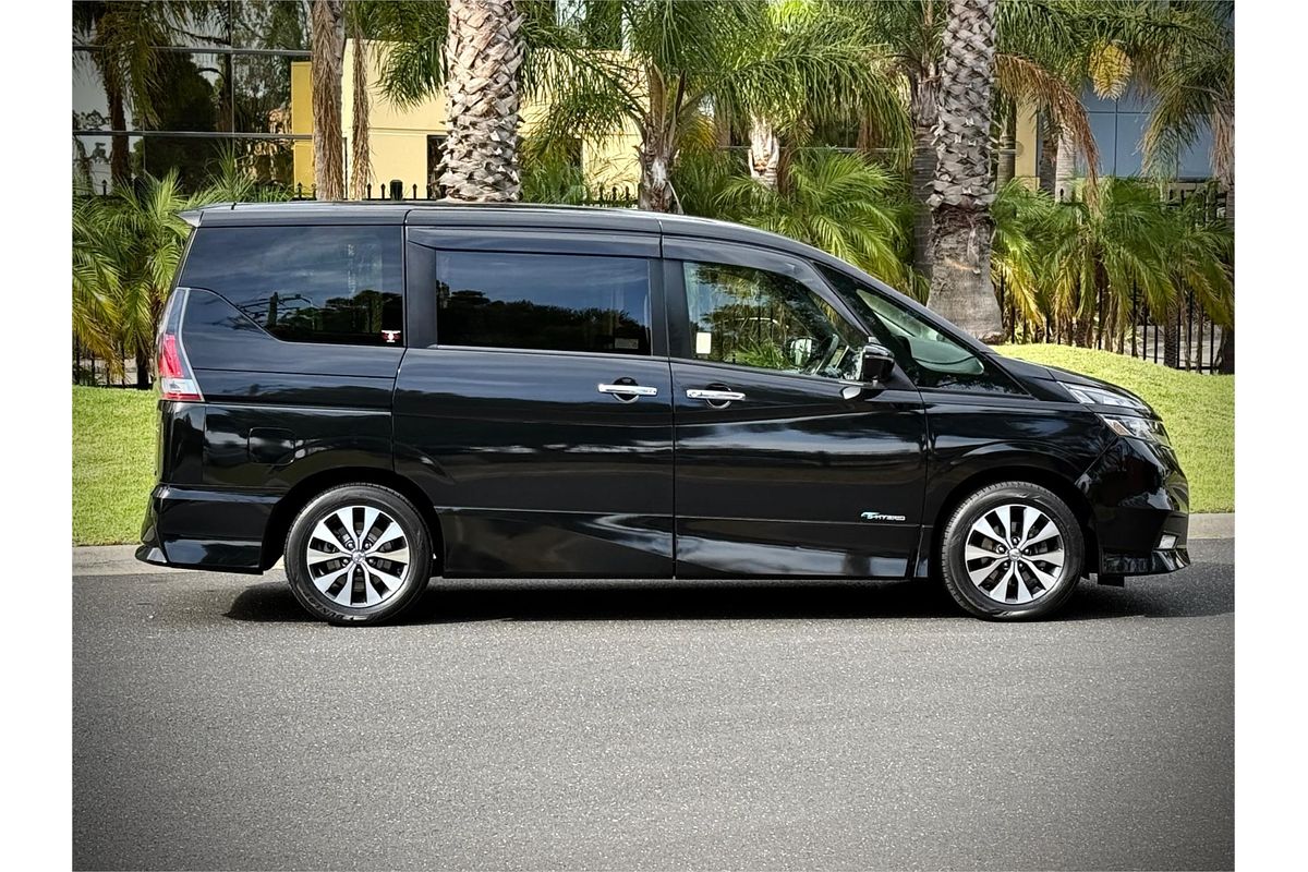 2017 Nissan Serena S Hybrid GFC27