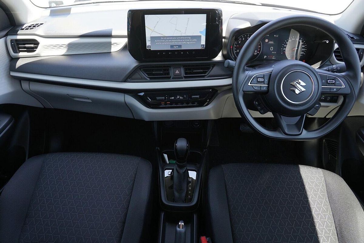 2024 Suzuki Swift Hybrid UZ