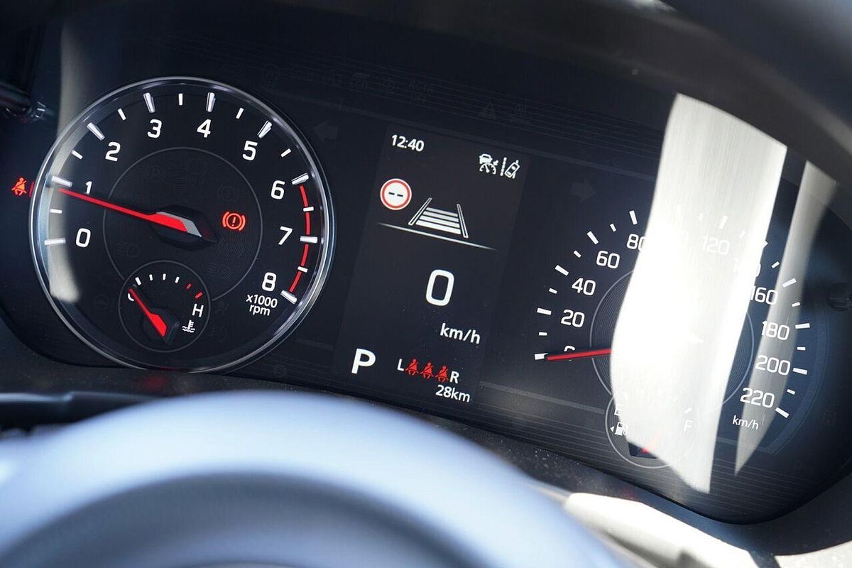 2024 Suzuki Swift Hybrid UZ