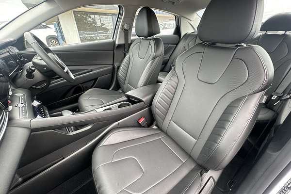 2024 Hyundai i30 Elite CN7.V2