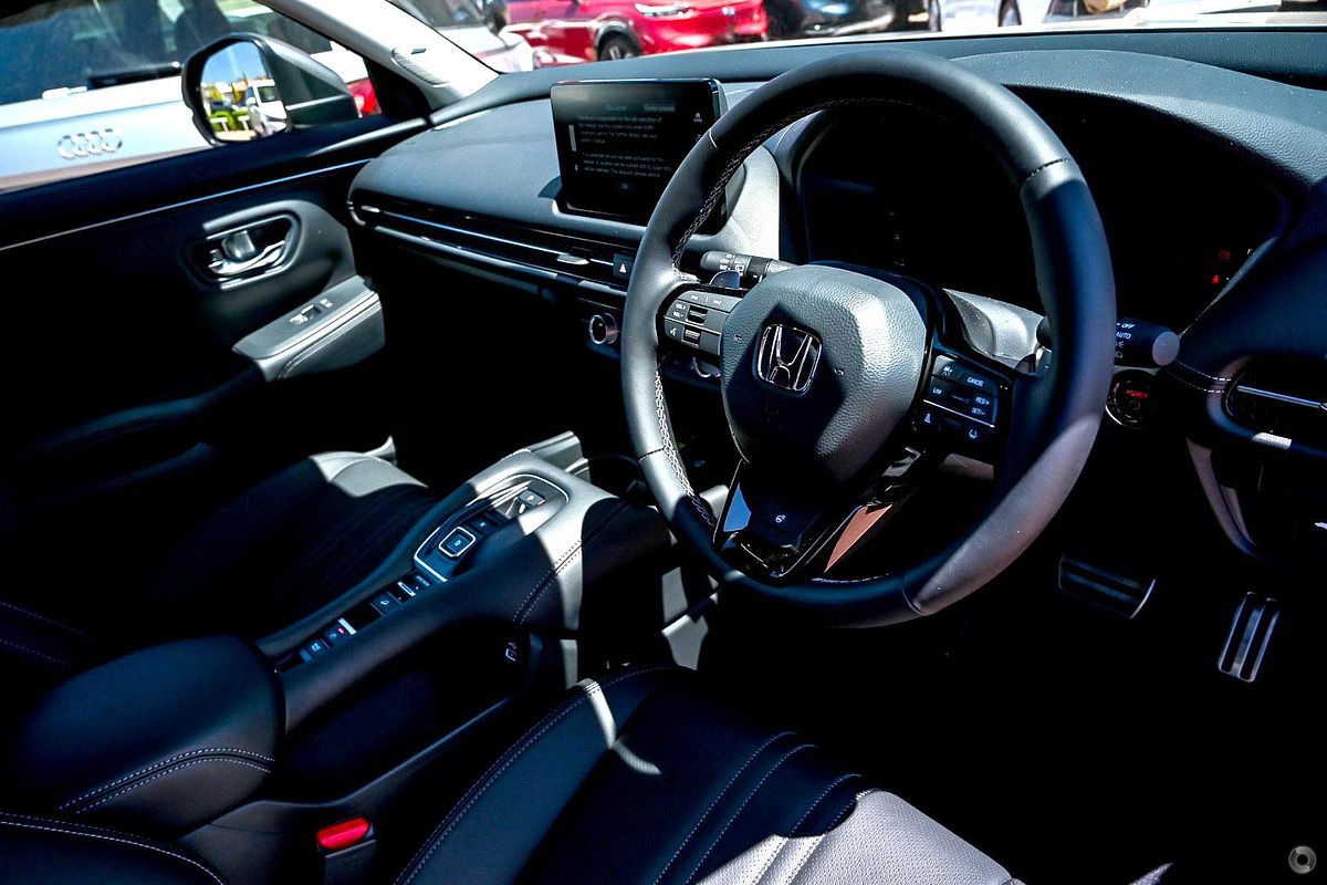 2025 Honda ZR-V e:HEV LX RZ