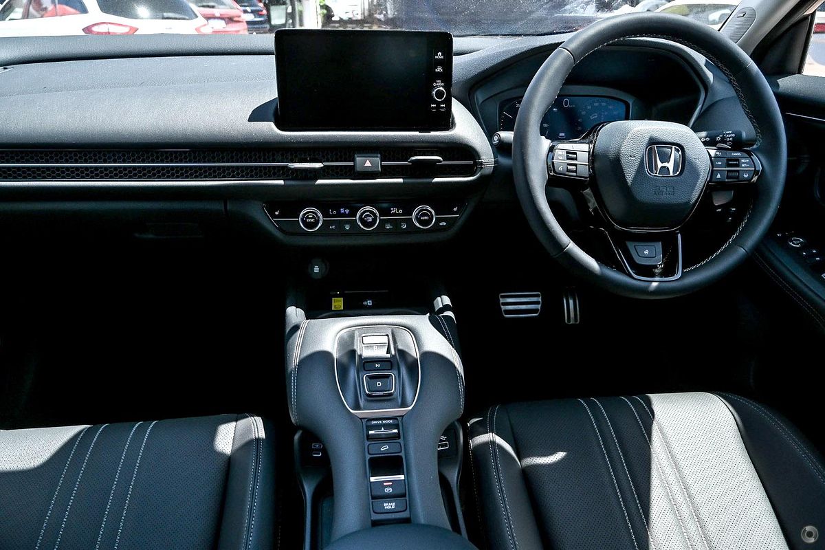 2025 Honda ZR-V e:HEV LX RZ