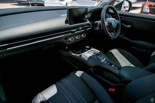 2025 Honda ZR-V e:HEV LX RZ