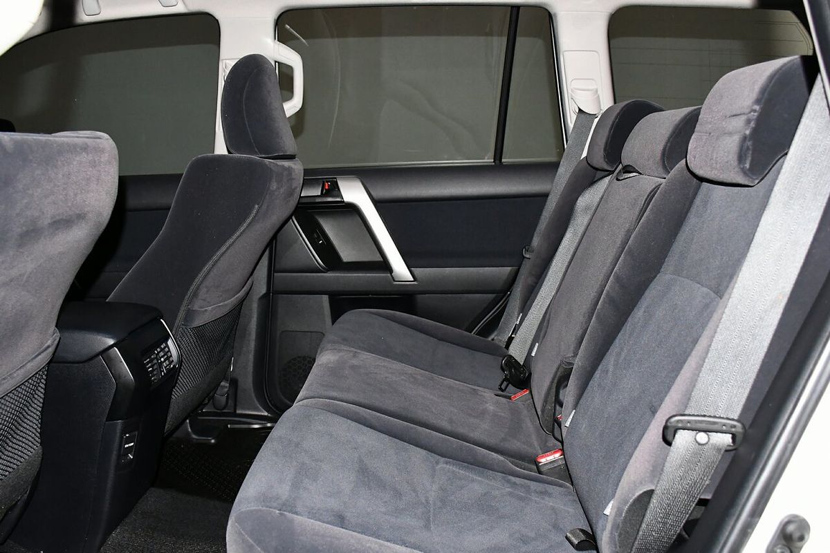 2023 Toyota Landcruiser Prado GX GDJ150R