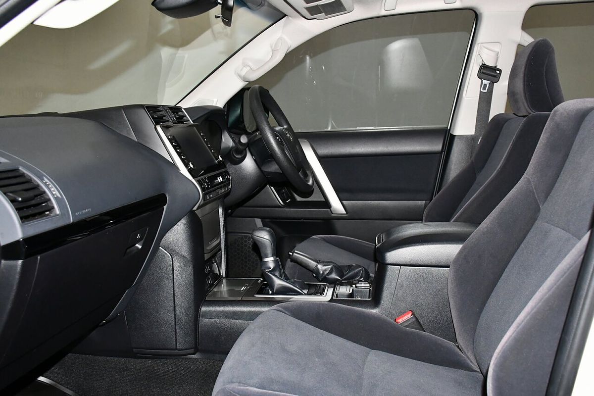 2023 Toyota Landcruiser Prado GX GDJ150R