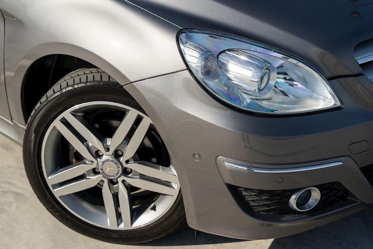 2011 Mercedes-Benz B-Class B180 W245
