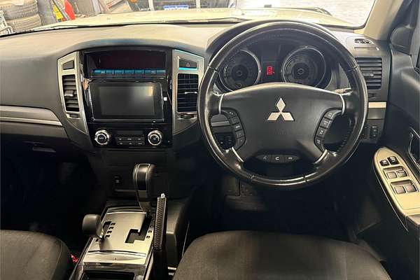 2021 Mitsubishi Pajero GLX NX