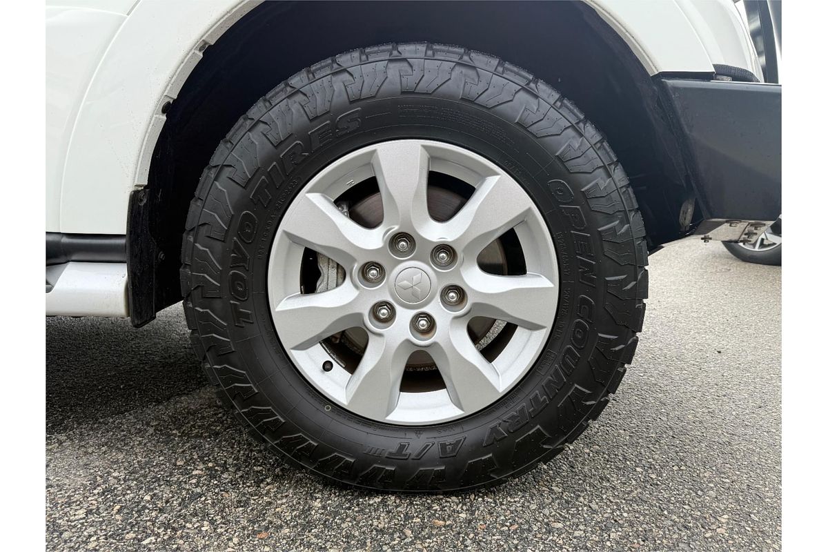 2021 Mitsubishi Pajero GLX NX