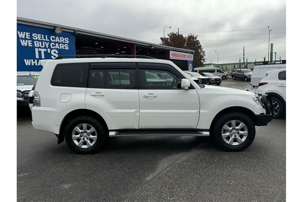 2021 Mitsubishi Pajero GLX NX