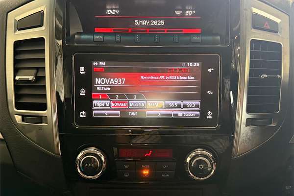2021 Mitsubishi Pajero GLX NX