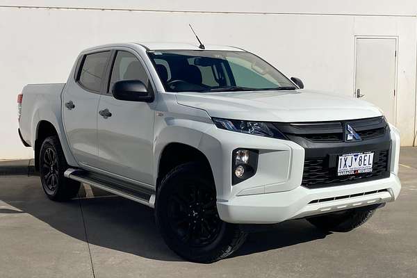 2022 Mitsubishi Triton GLX-R MR 4X4