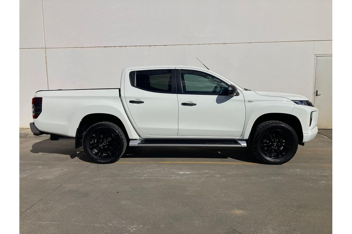 2022 Mitsubishi Triton GLX-R MR 4X4
