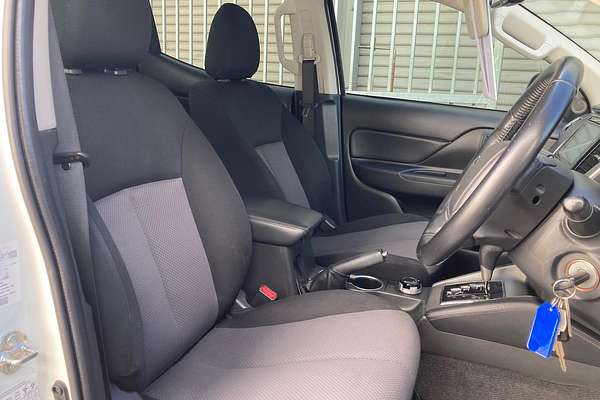 2022 Mitsubishi Triton GLX-R MR 4X4