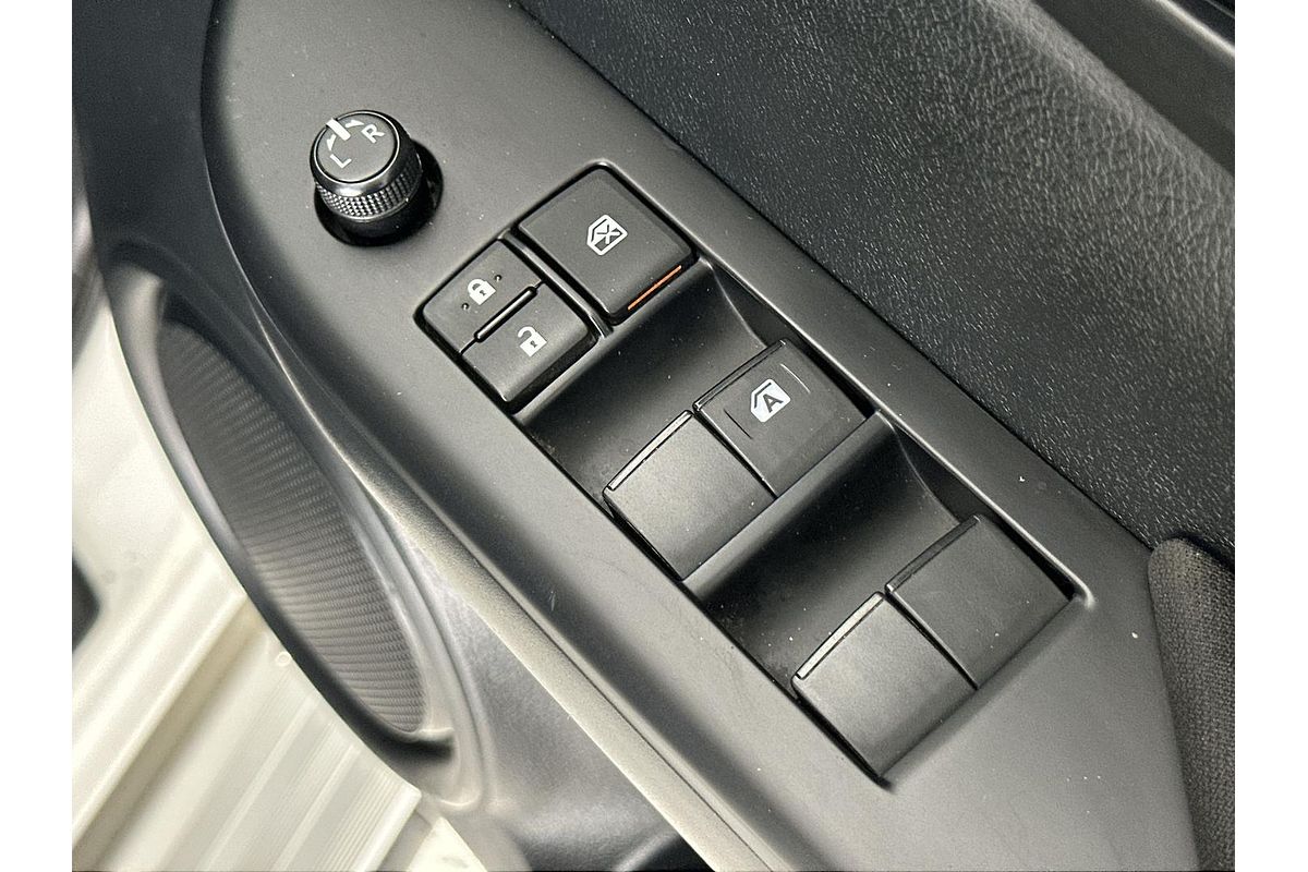 2019 Toyota Hilux SR GUN126R 4X4