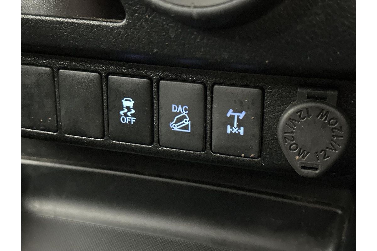 2019 Toyota Hilux SR GUN126R 4X4