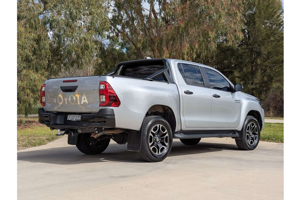 2024 Toyota Hilux SR5 48V GUN126R 4X4